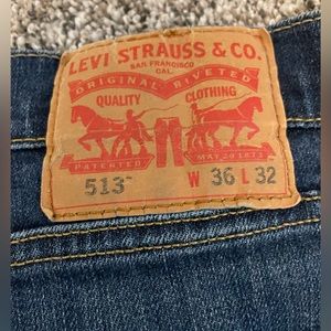 Levi’s 513 jeans